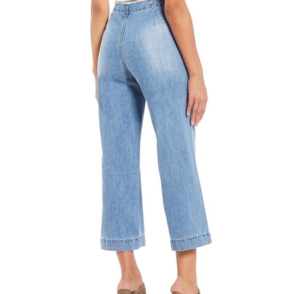 Gianni Bini Light Wash Catie Button Flare Leg Jean - Picture 2 of 5